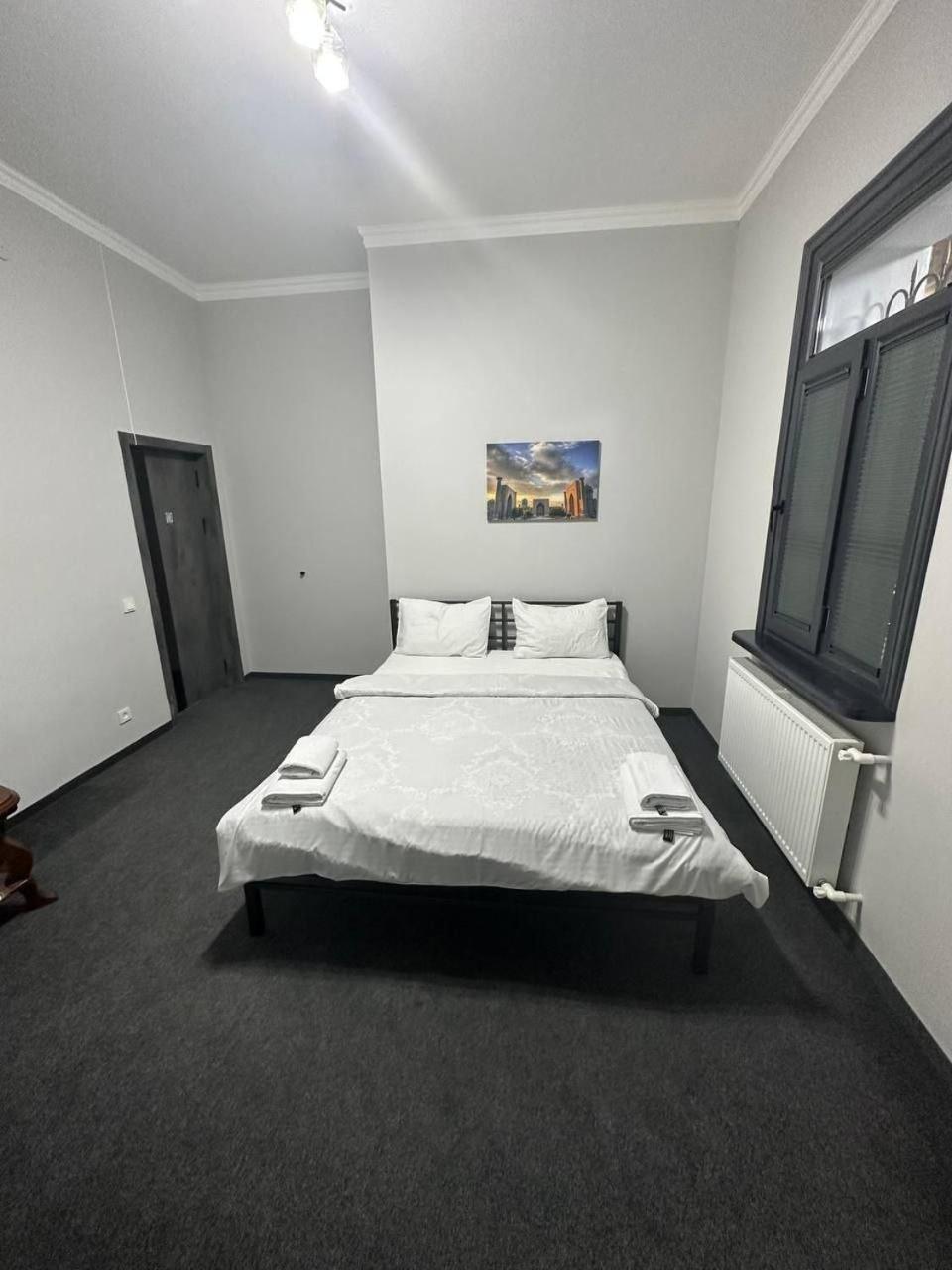 Hostel Premium Tasjkent Eksteriør billede