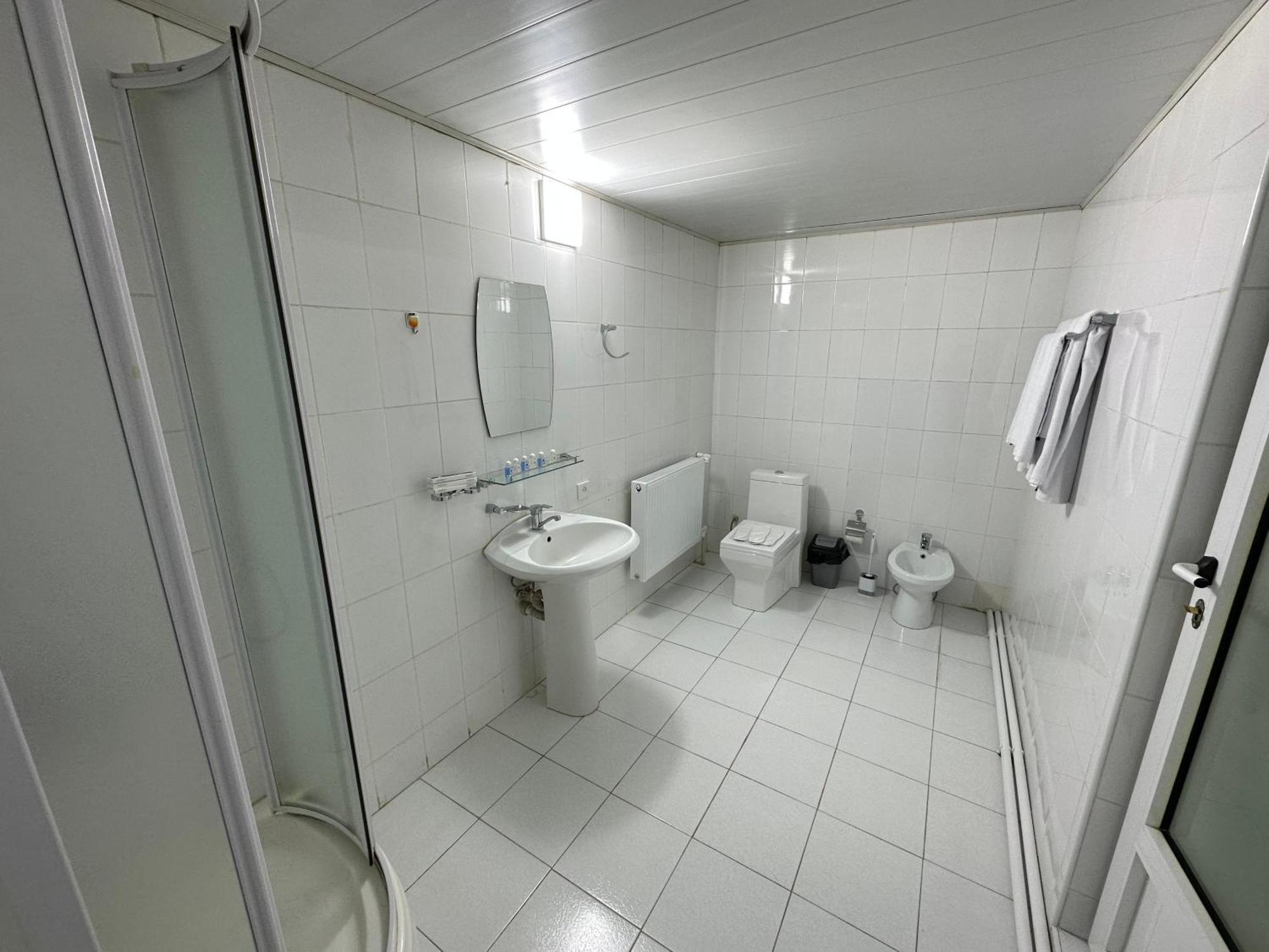 Hostel Premium Tasjkent Eksteriør billede